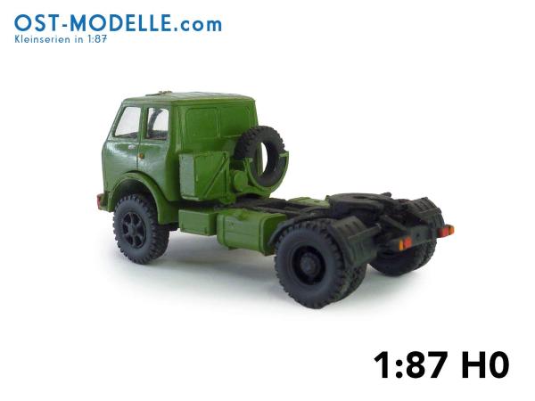 MAZ 504W(5429) Sattelzugmaschine grün